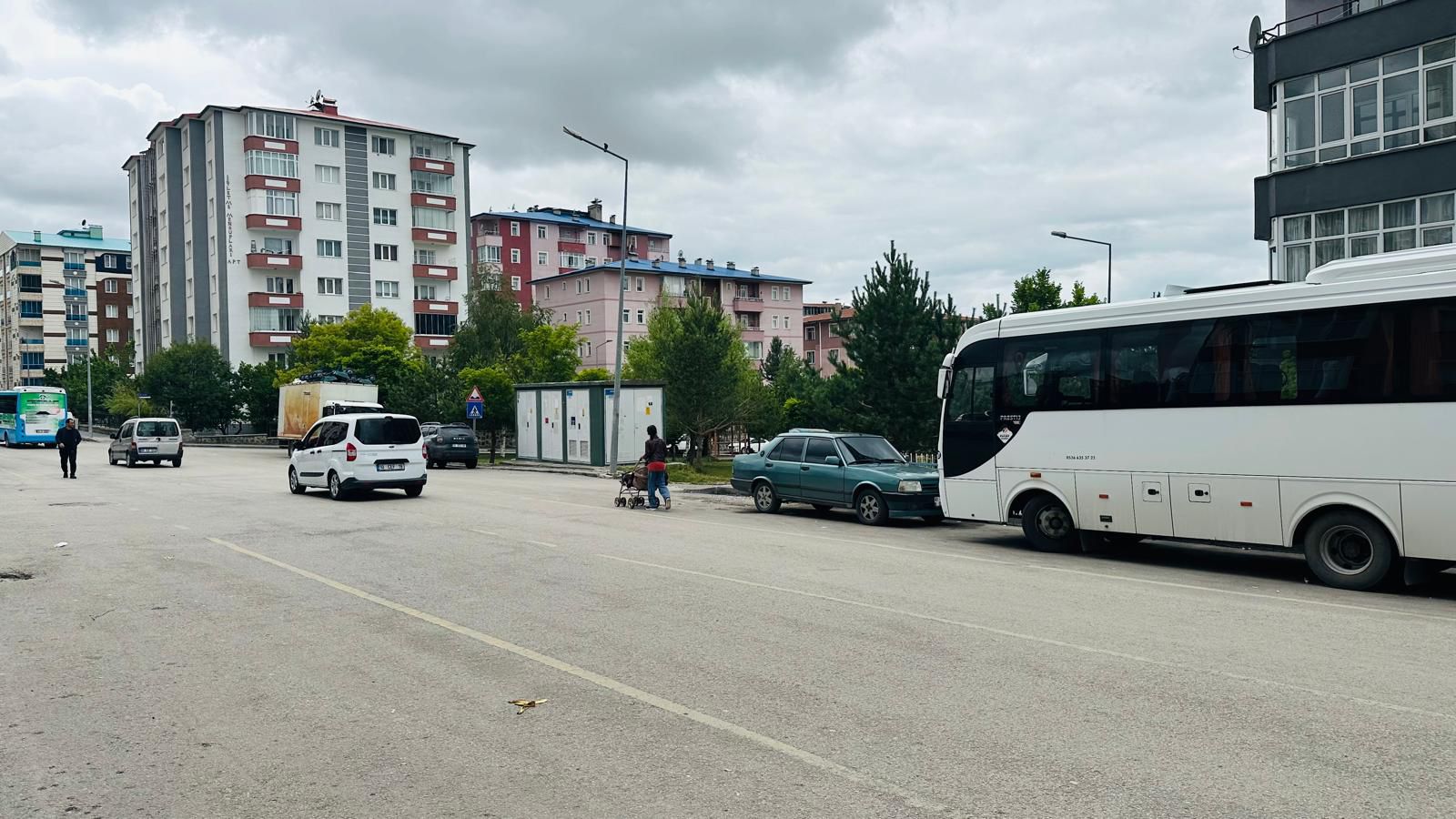 KAYAKYOLU'NDA DEVREN KİRALIK ŞARKÜTERİ